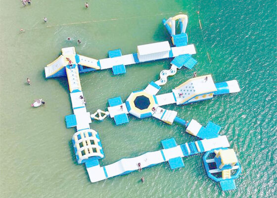 自由なカスタマイズされた浮遊水ゲーム、夏の巨大で膨脹可能な海水公園