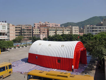 カスタマイズされた耐火性の膨脹可能なテントの屋外の膨脹可能なガレージのテント